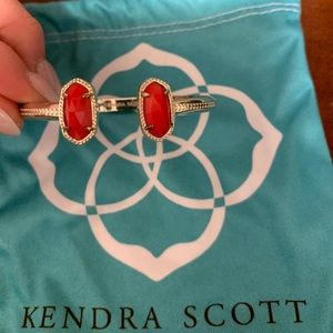 Kendra Scott bracelet